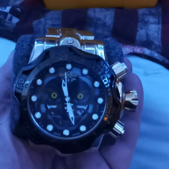 Invicta joker series watch with watch box - Picture 6 of 9